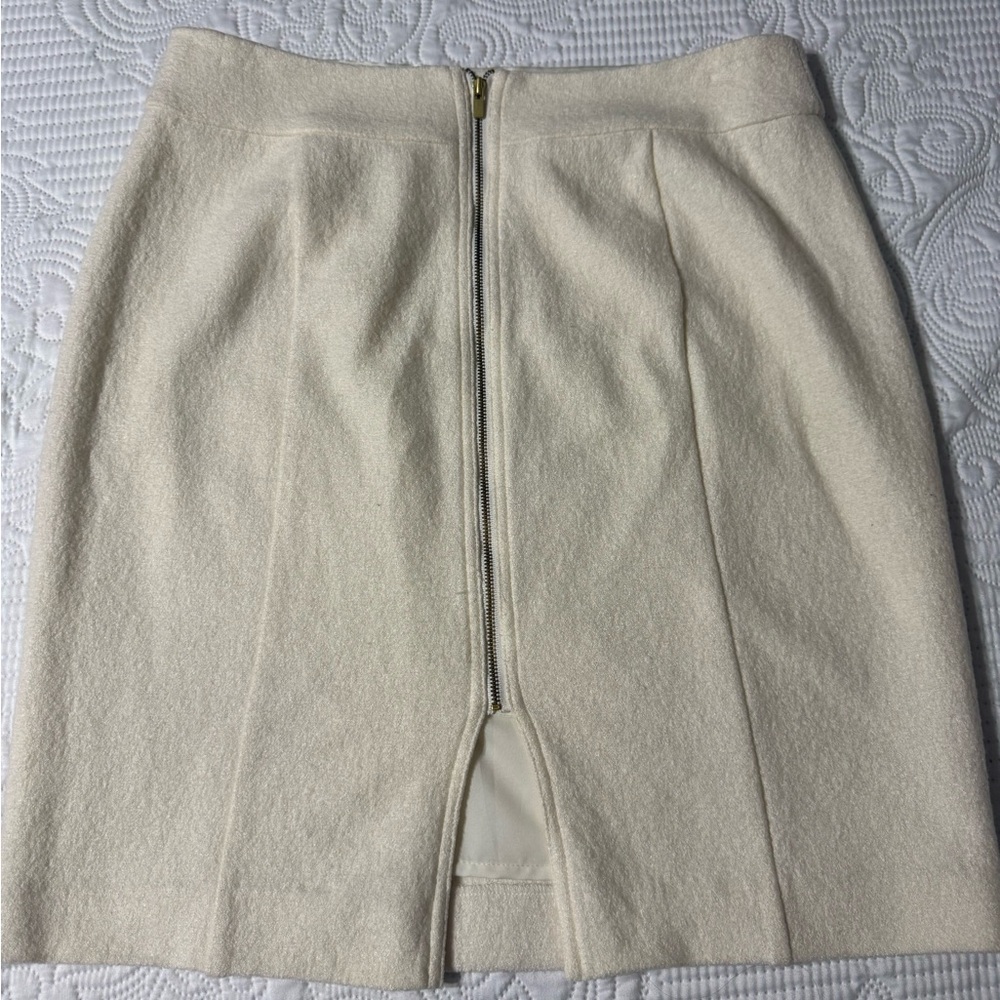 Banana Republic Cream Pencil Skirt